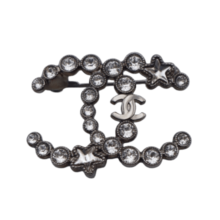 Broche Chanel CC com Strass e Estrelas